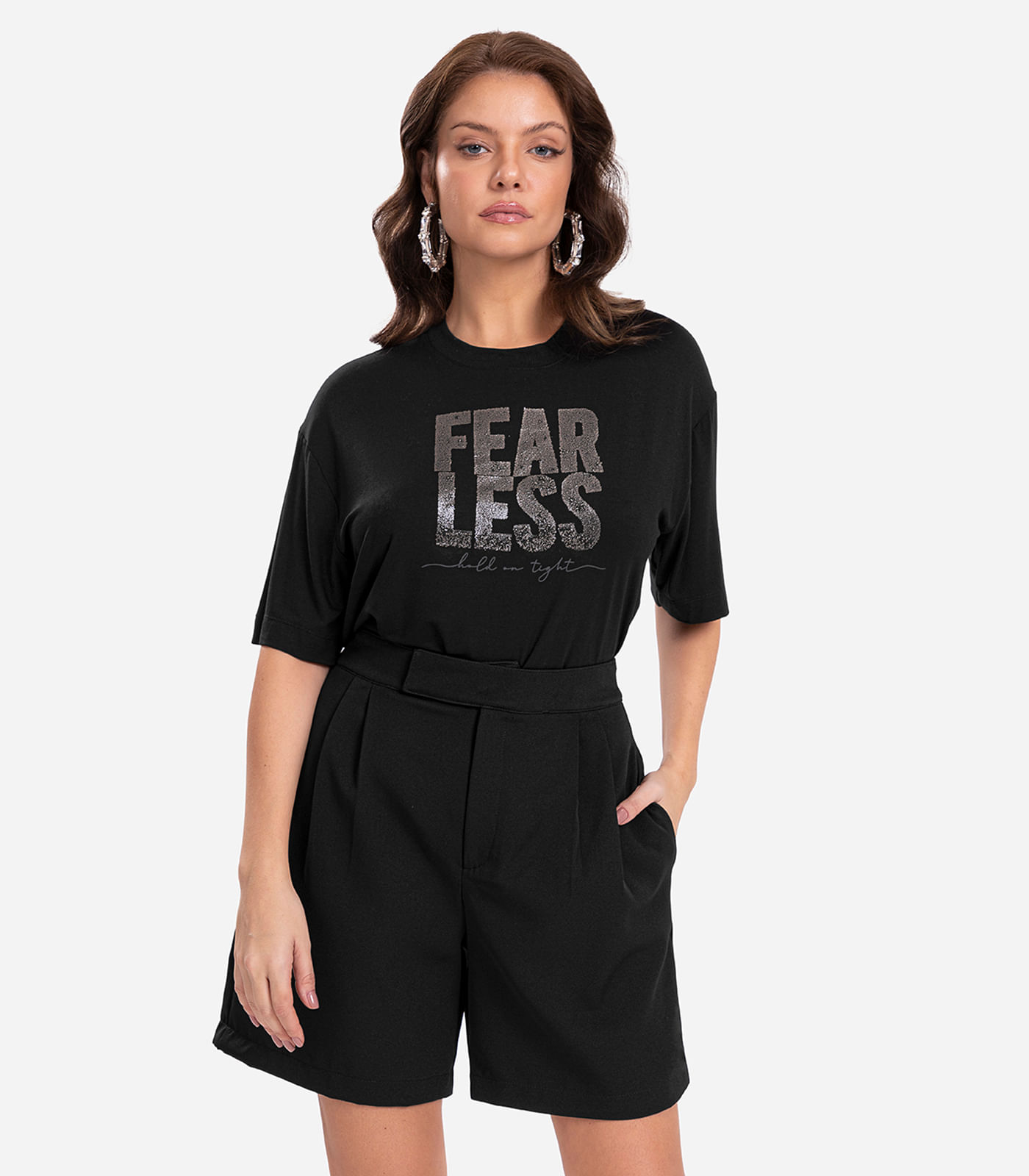 Blusas e Camisetas essenciais para o guarda-roupa - Endless