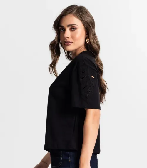 Blusa Feminina Em Meia Malha Endless Preto