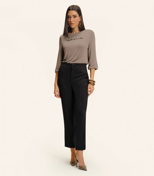 Calça Feminina em Viscose Dobby Endless Preto