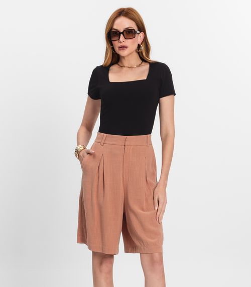 Bermuda Feminina Em Linho Com Bolsos Endless Marrom