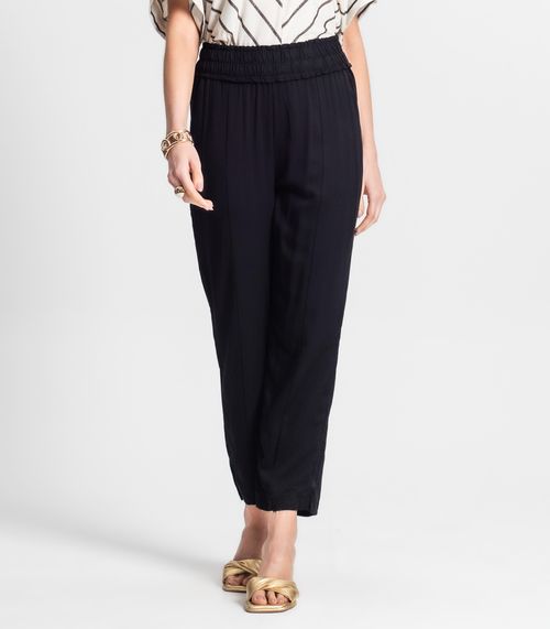 Calça Feminina Reta Em Viscose Endless Preto