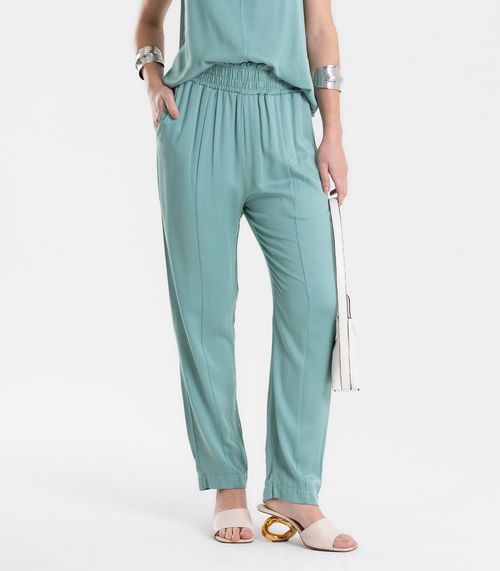 Calça Feminina Reta Em Viscose Endless Verde